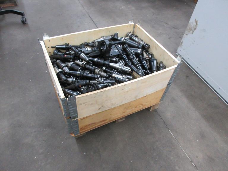 Machines Used Large Lot BT40 Command Tool Holders, Various Types