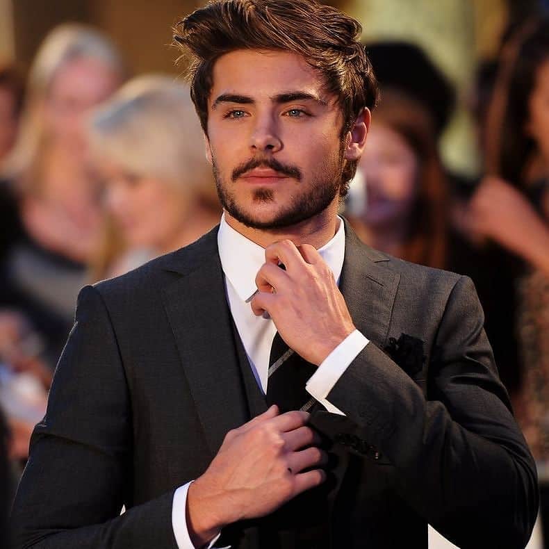 90 Incredible Zac Efron Hairstyles [Try Them All in 2021]