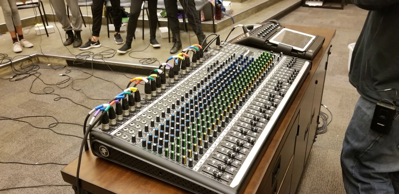 WASHINGTON MIDDLE SCHOOL STUDENT MUSICIANS SHINE WITH MACKIE MIXERS AND
