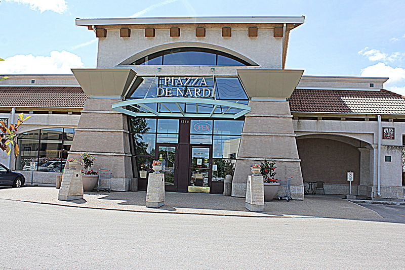 Google Business Photography Winnipeg Piazza De Nardi