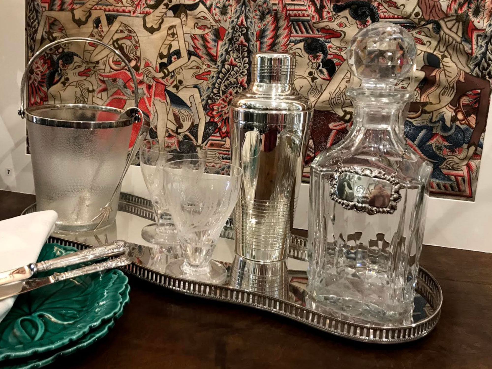 Macleay Concept Store Antique & vintage homewares, furniture, fashion