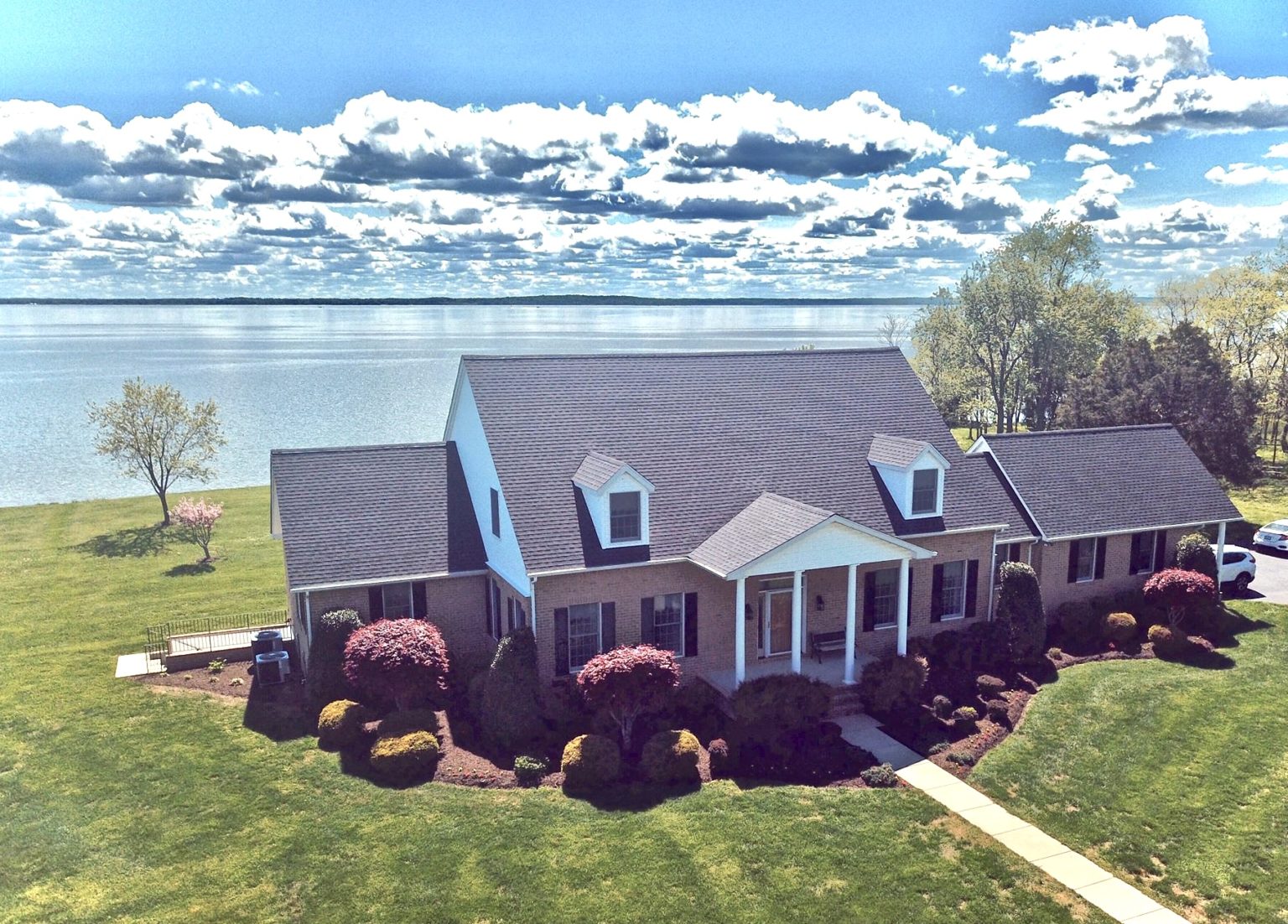 Newburg MD Waterfront Homes