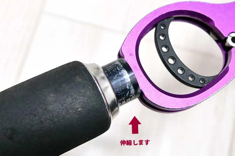 魚を掴むフィッシュグリップの使い方とブツ持ち撮影の注意点