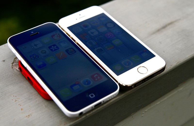 Inilah Evolusi iPhone dari Masa ke Masa MacPoin