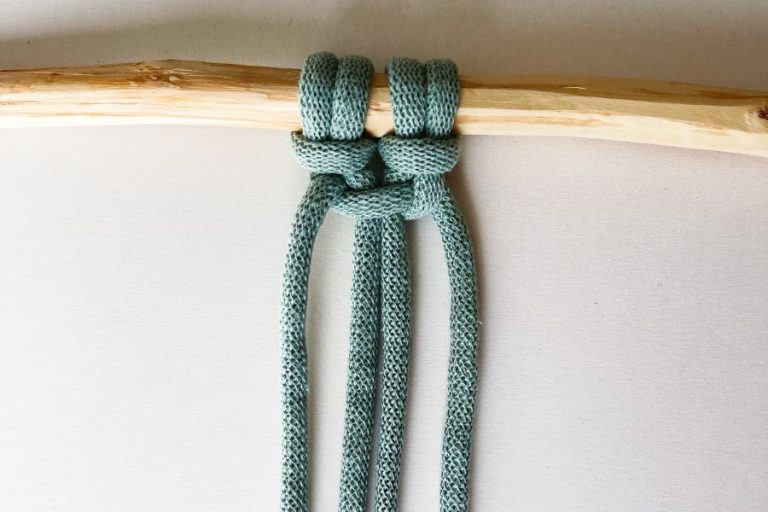 How to Tie a Square Knot Easy Square Knot Tutorial with StepbyStep