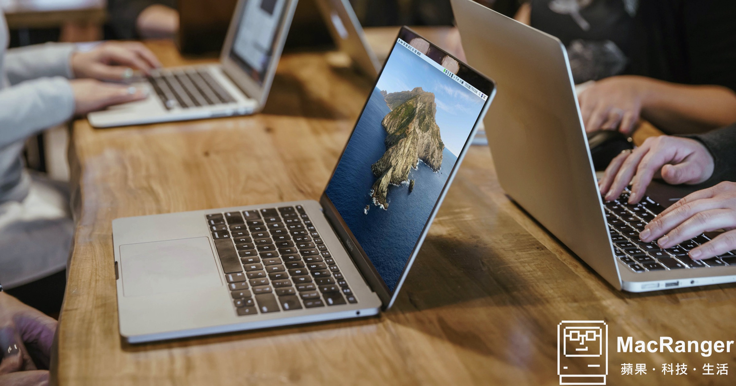 用 終端機 Automator 來隱藏 Mac 桌面上的所有檔案