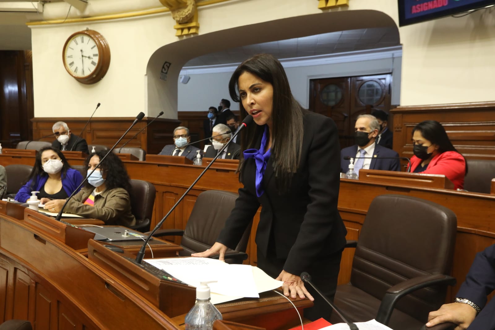 Crean comisión investigadora de los primeros días de actual Gobierno