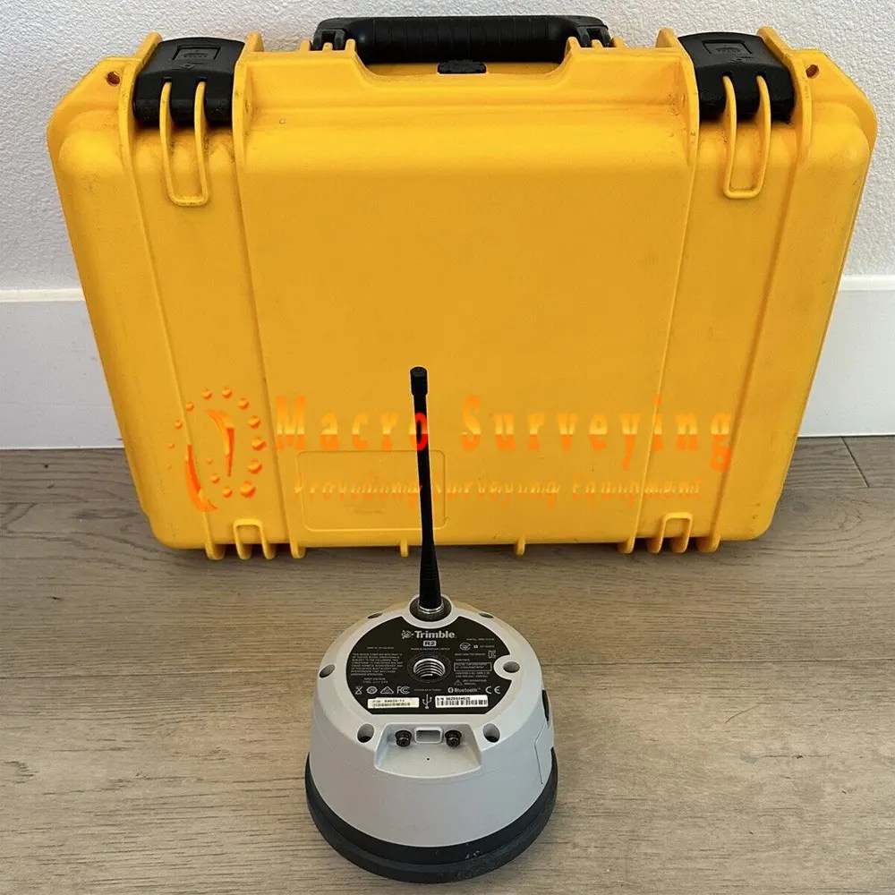 Trimble R2 GNSS Receiver