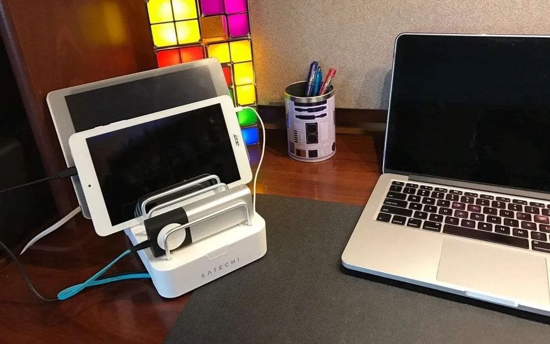 Satechi 6Port Customizable Media Organizer Desktop Charging Station