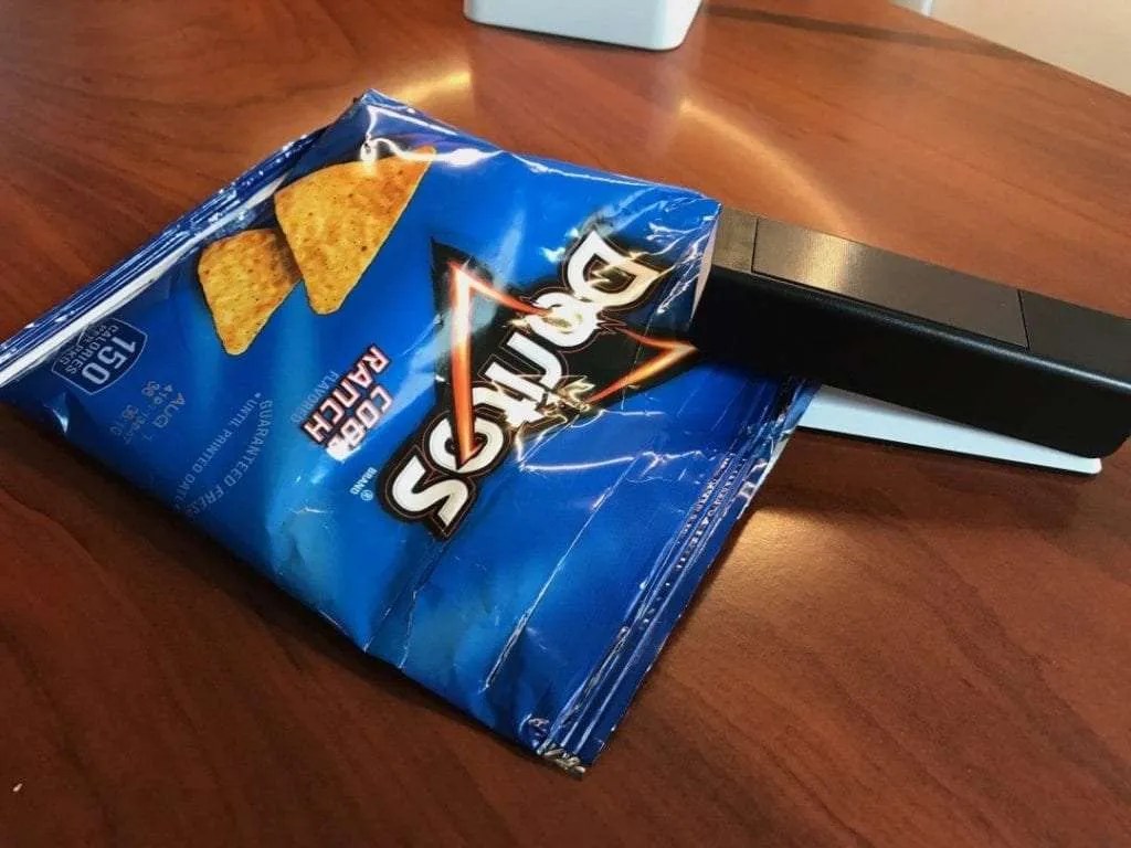 Air Lock Bag Resealer REVIEW Always Keep Food Fresh with this Tiny