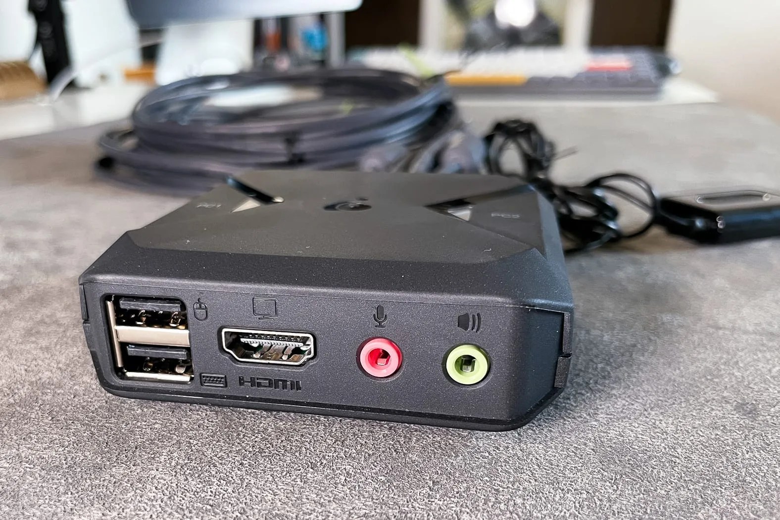 IOGEAR 2Port 4K KVM Switch With HDMI (GCS92HU)2022 REVIEW MacSources