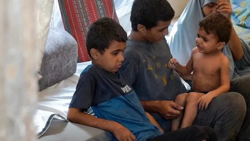 أطفال غزة.. معركة مع السكري بلا أنسولين ولا أمان أطفال غزة.. معركة مع السكري بلا أنسولين ولا أمان