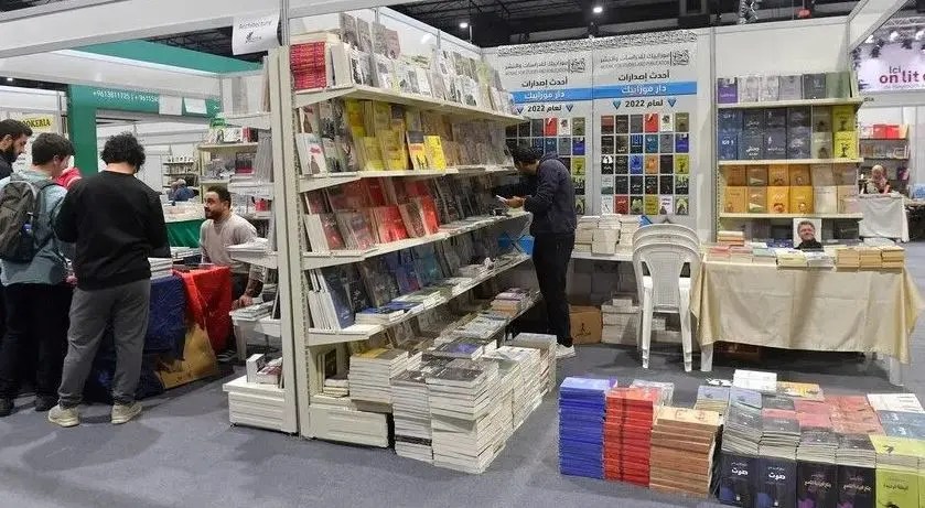 رغم أزمات لبنان.. بيروت تتمسك بالكتاب وتراهن على الثقافة العربية رغم أزمات لبنان.. بيروت تتمسك بالكتاب وتراهن على الثقافة العربية