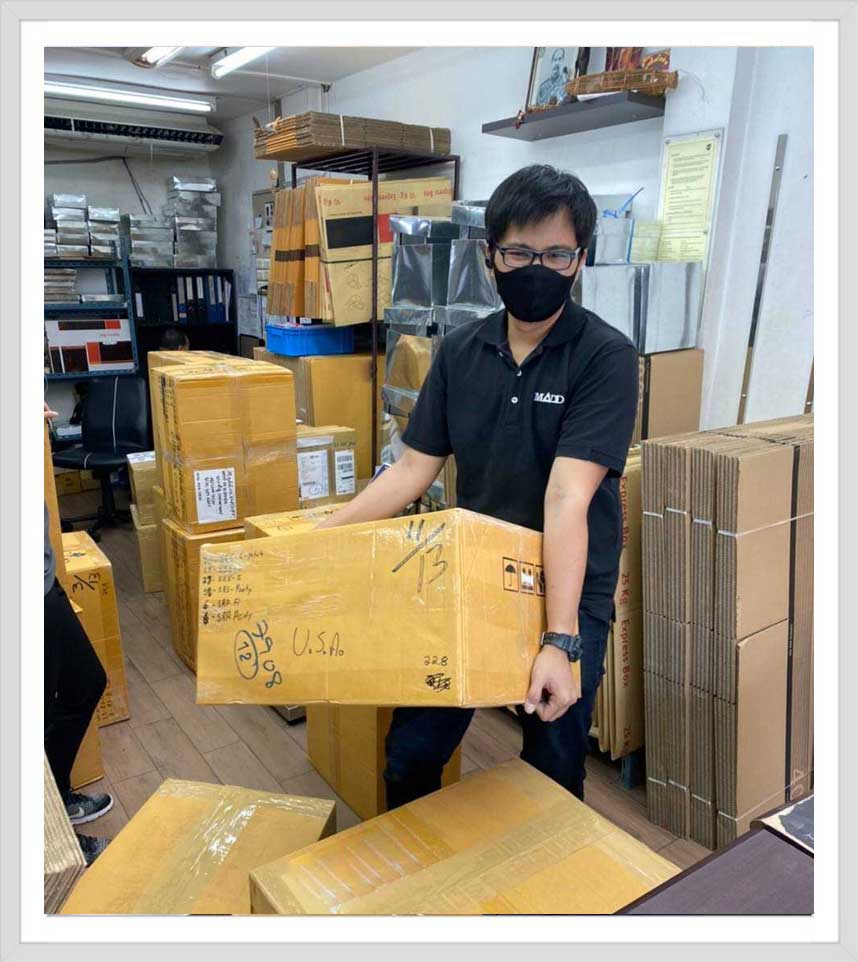 Free service, we serve you free pick up and collect your goods
