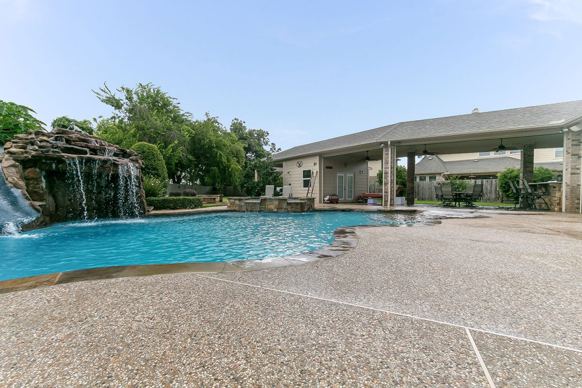 Crescent Spur Residence Maddox Custom Pools & Landscaping