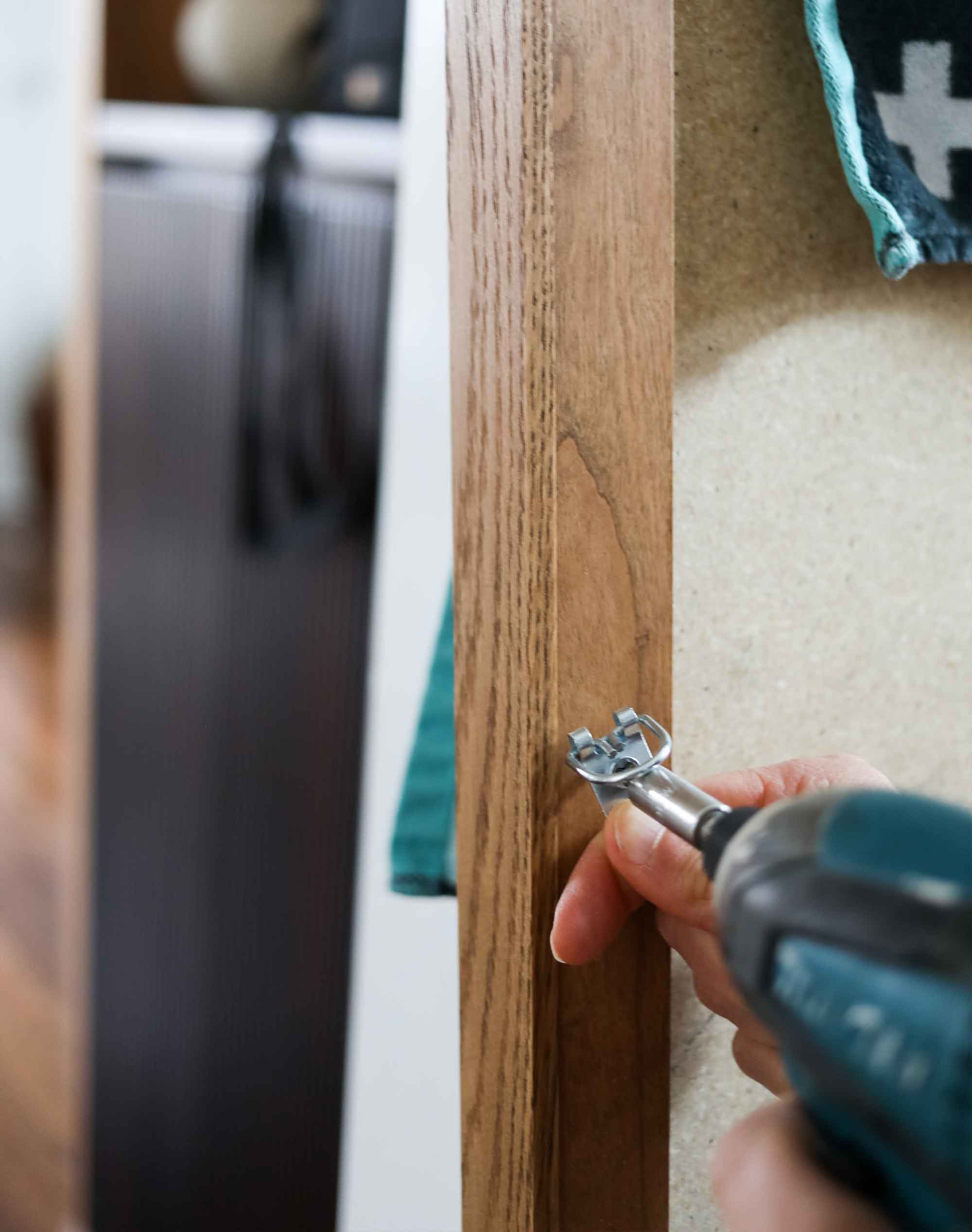 DIY Floating Frame Made by Patchi