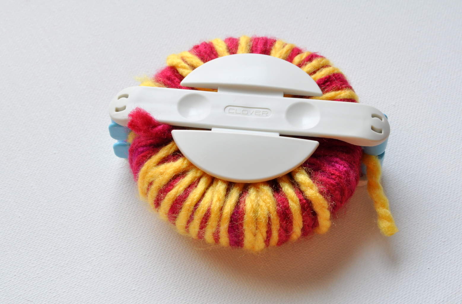 DIY Pom Pom Keychain