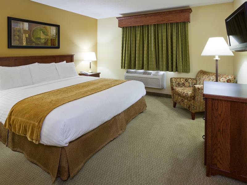 Madelia Hotel & Suites Gallery