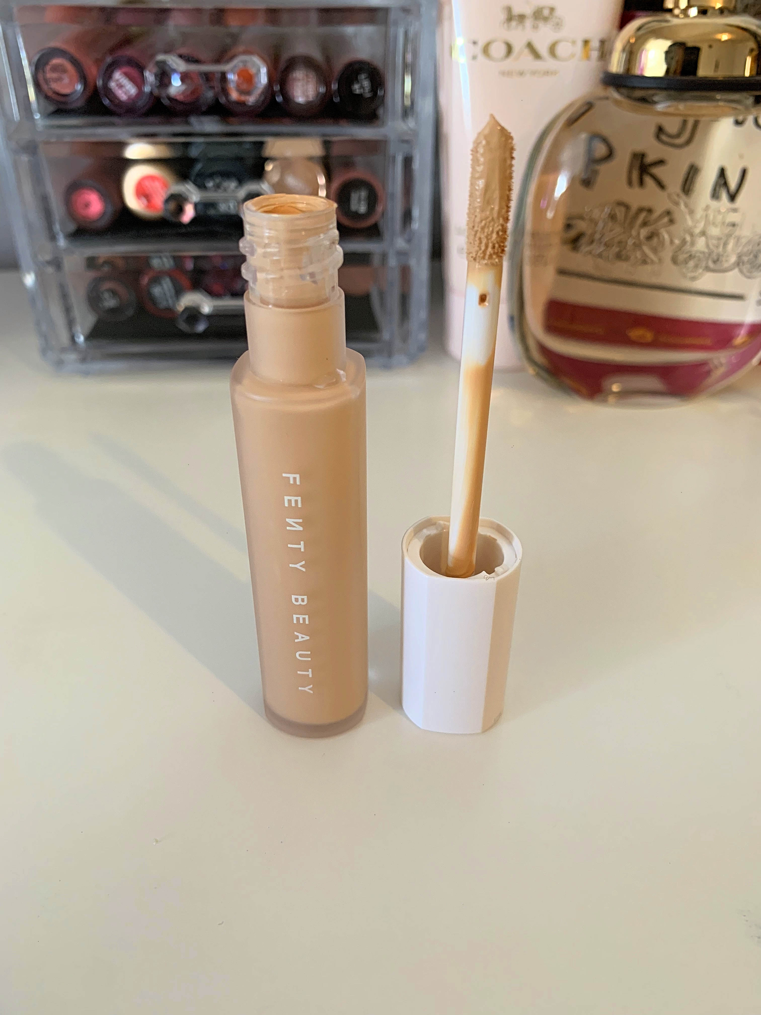 Pro Filt'r Instant Retouch Concealer by Fenty Beauty Review