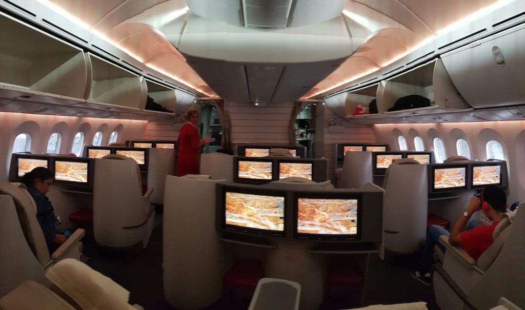 Royal Jordanian 787 Business Class, Hong Kong to Amman, Jordan Mad