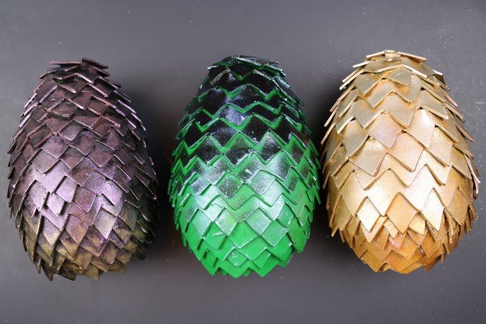 CHEAP DIY DRAGON EGGS FOR A GAME OF THRONES PARTY Mad in
