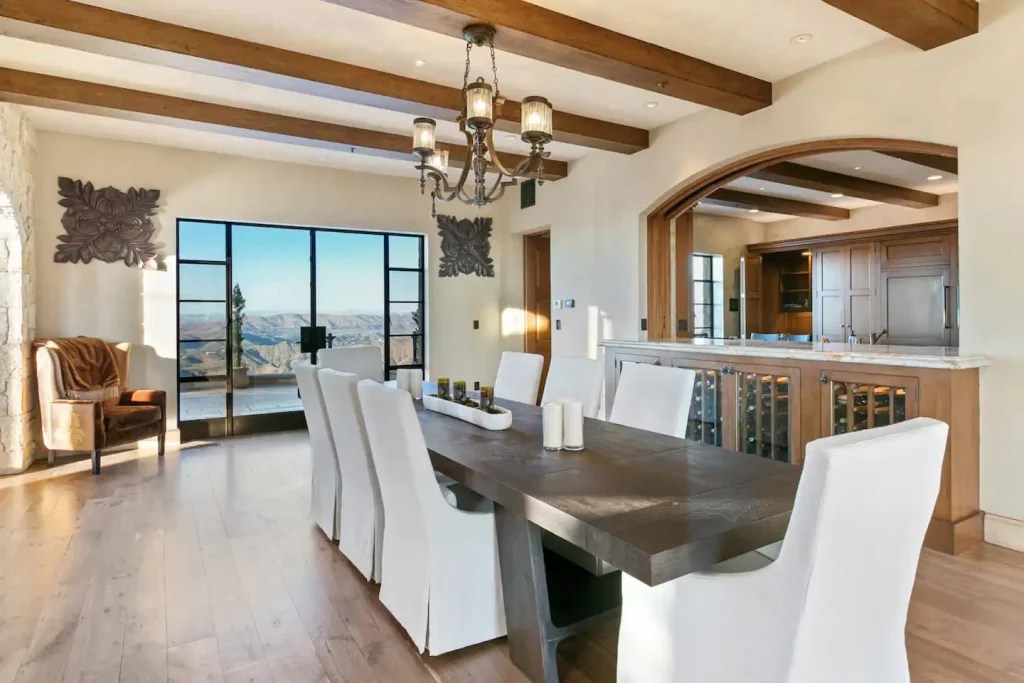 5 Bedroom Malibu Rocky Oaks Airbnb Mansion Mad Mansions