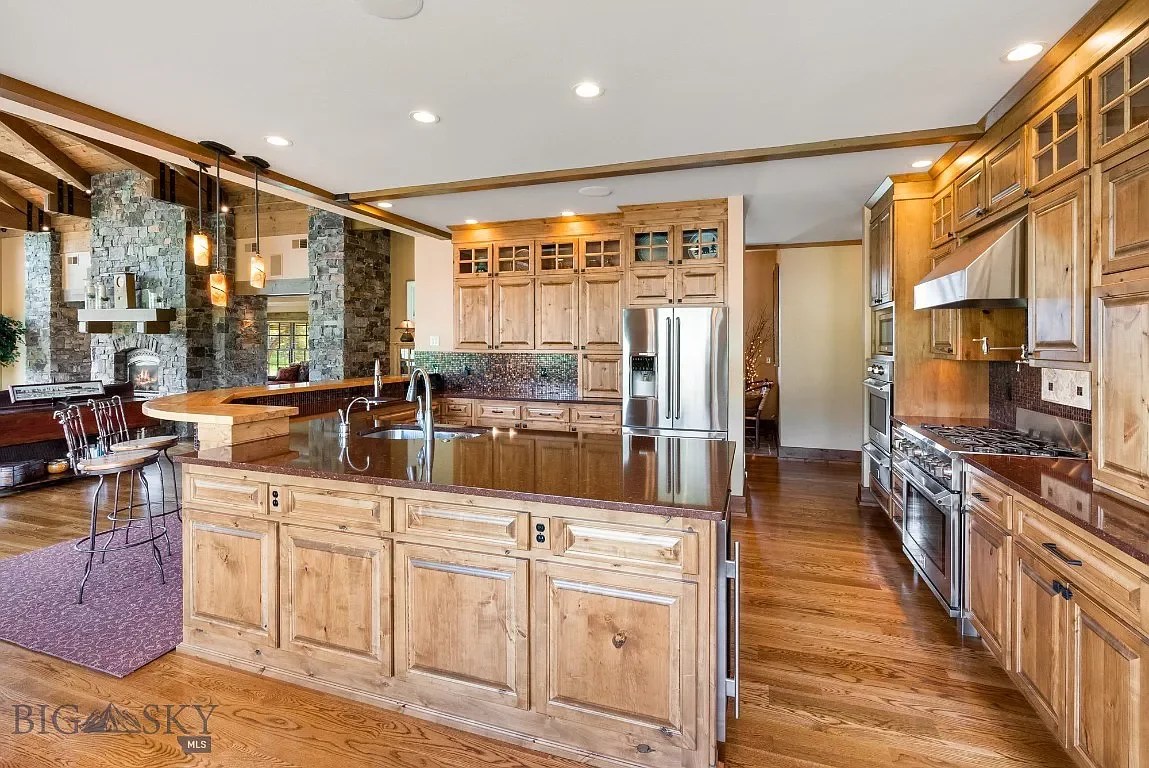  3.9 Million Waterfront Cabin in Bozeman, Montana