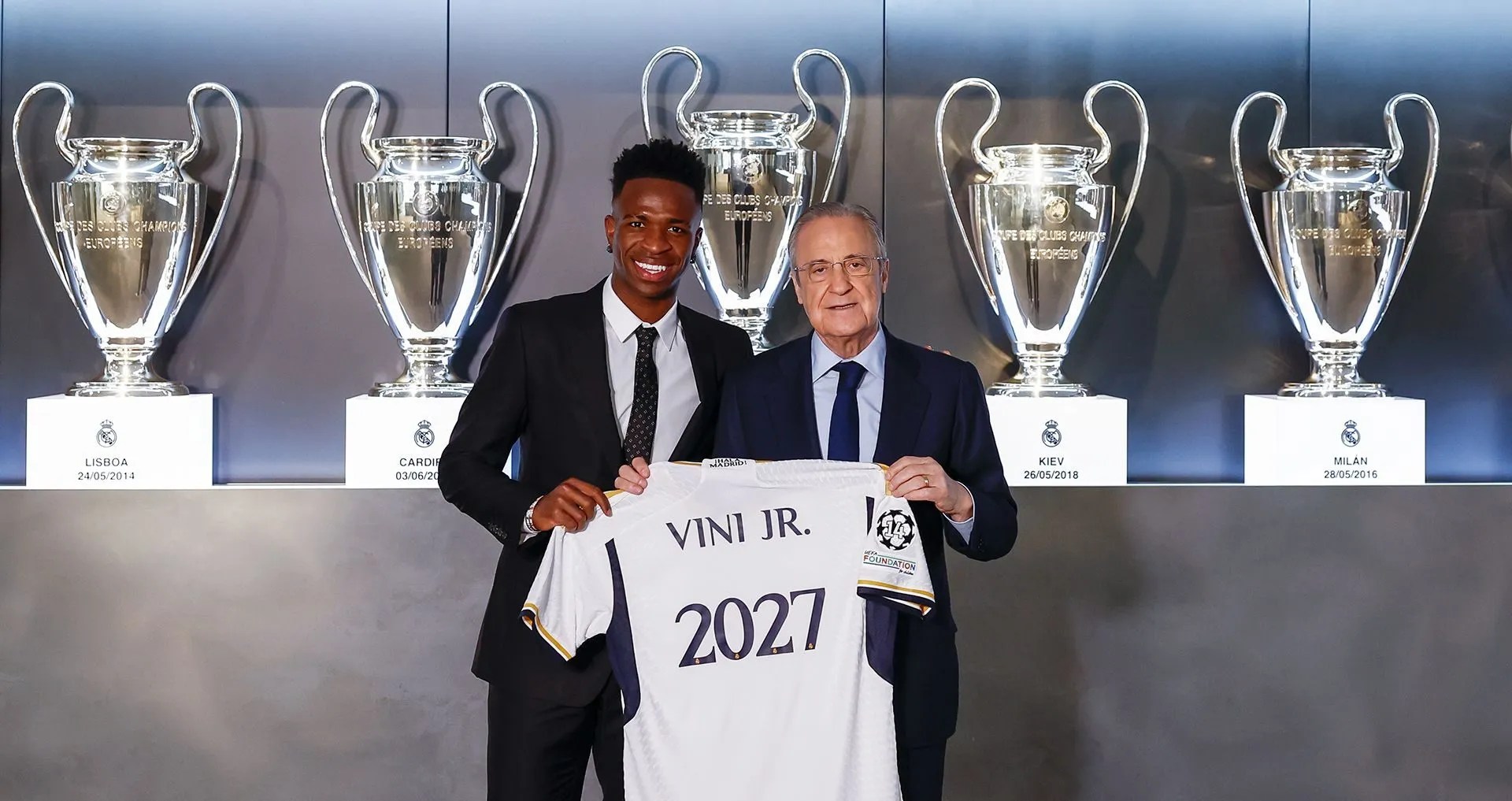 Official: Vinicius Jr. signs new contract with Real Madrid until 2027