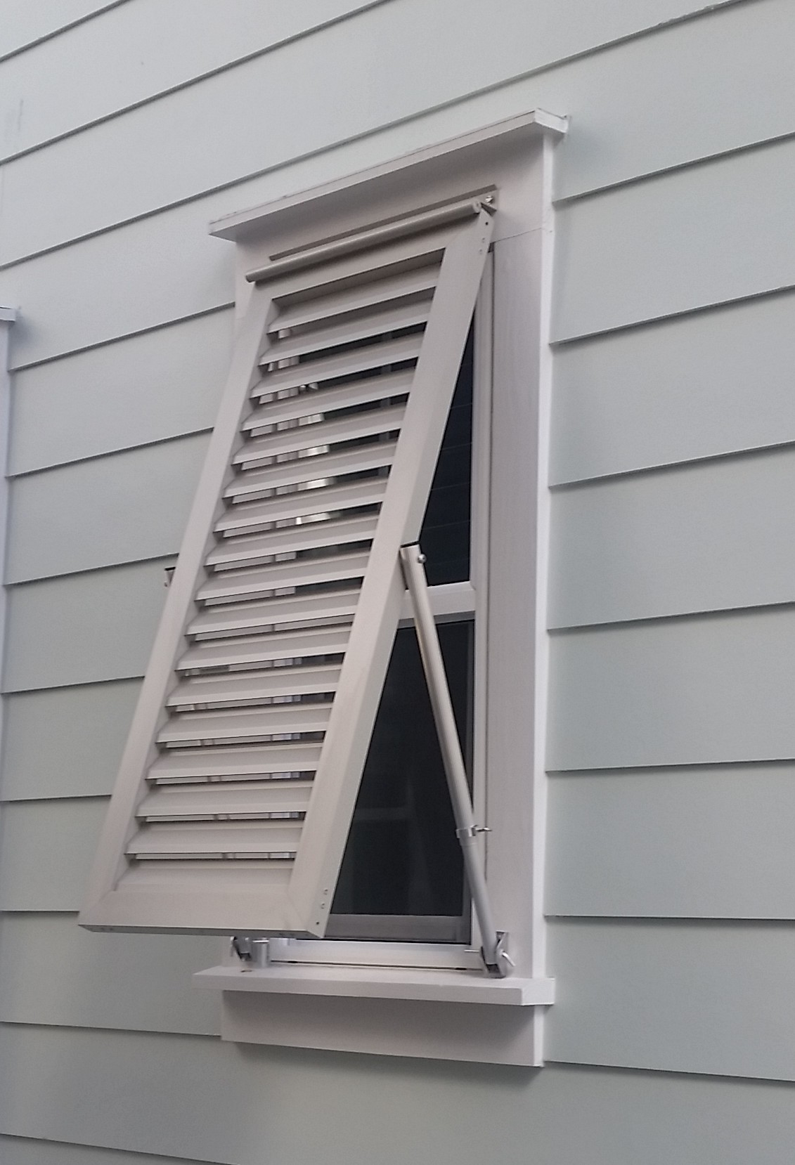 Bahama Shutters MaestroShield