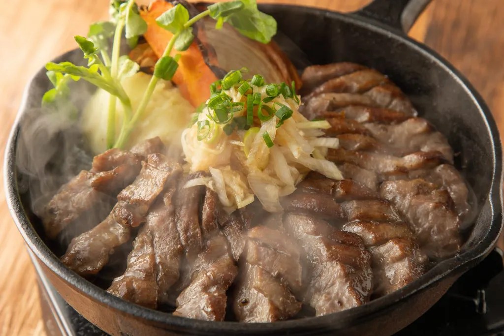 仙台駅内に「オーブン料理」や「クラフトビール」を堪能できるダイニングバーが誕生 食べログマガジン