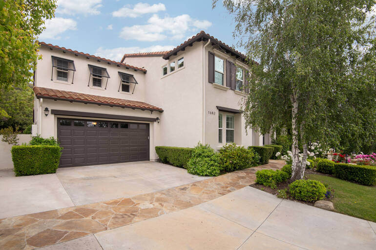 Advantages and Disadvantages of a Cash Only Home Sale Magazineee