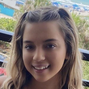 Autumn Renae Age, Biography, Net Worth, Boyfriend, Career, and More