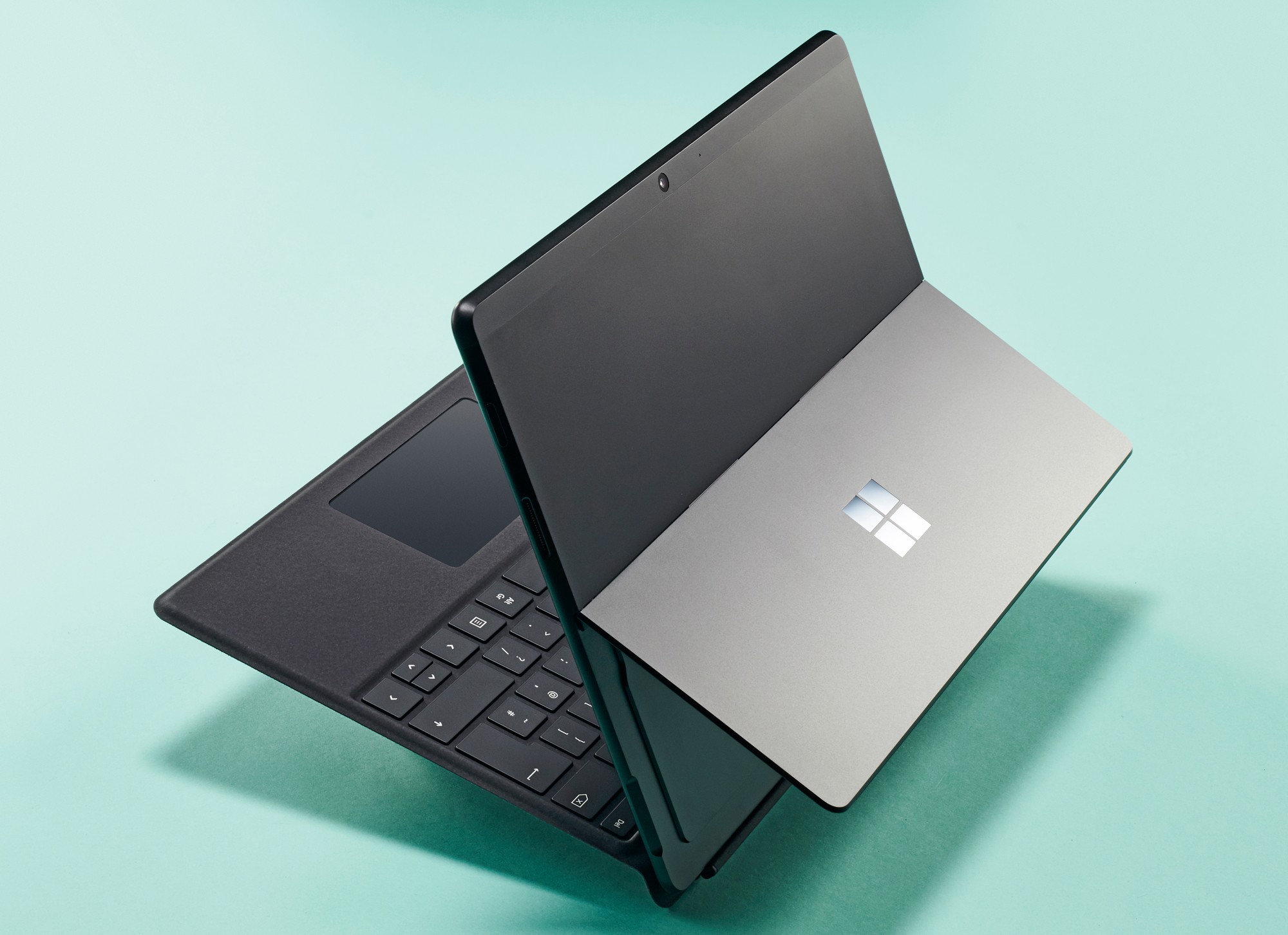 TEST Microsoft Surface Pro X Magazyn T3