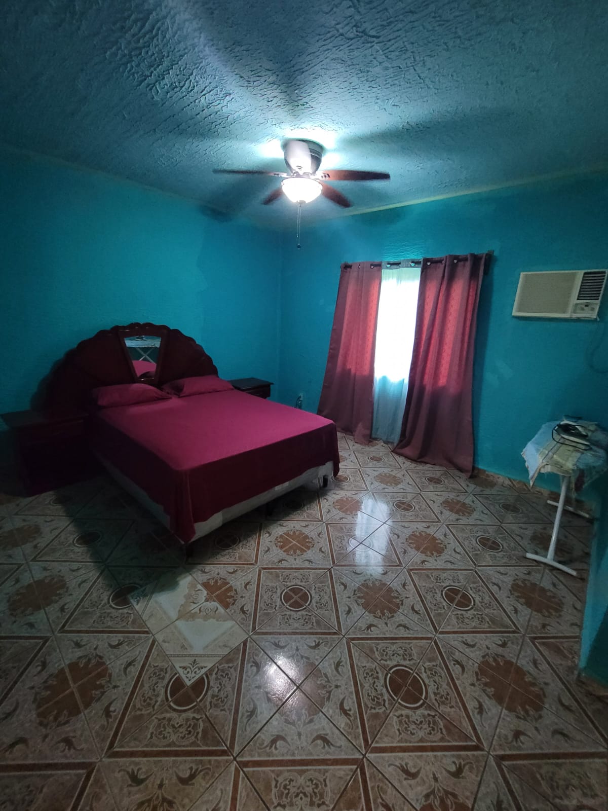 Magda Apartments Roatan Honduras