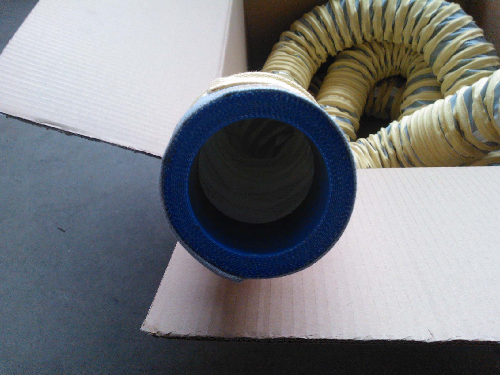 MAGETAAbgasschlauch für erhöhte Temperatur bis 300° C HT