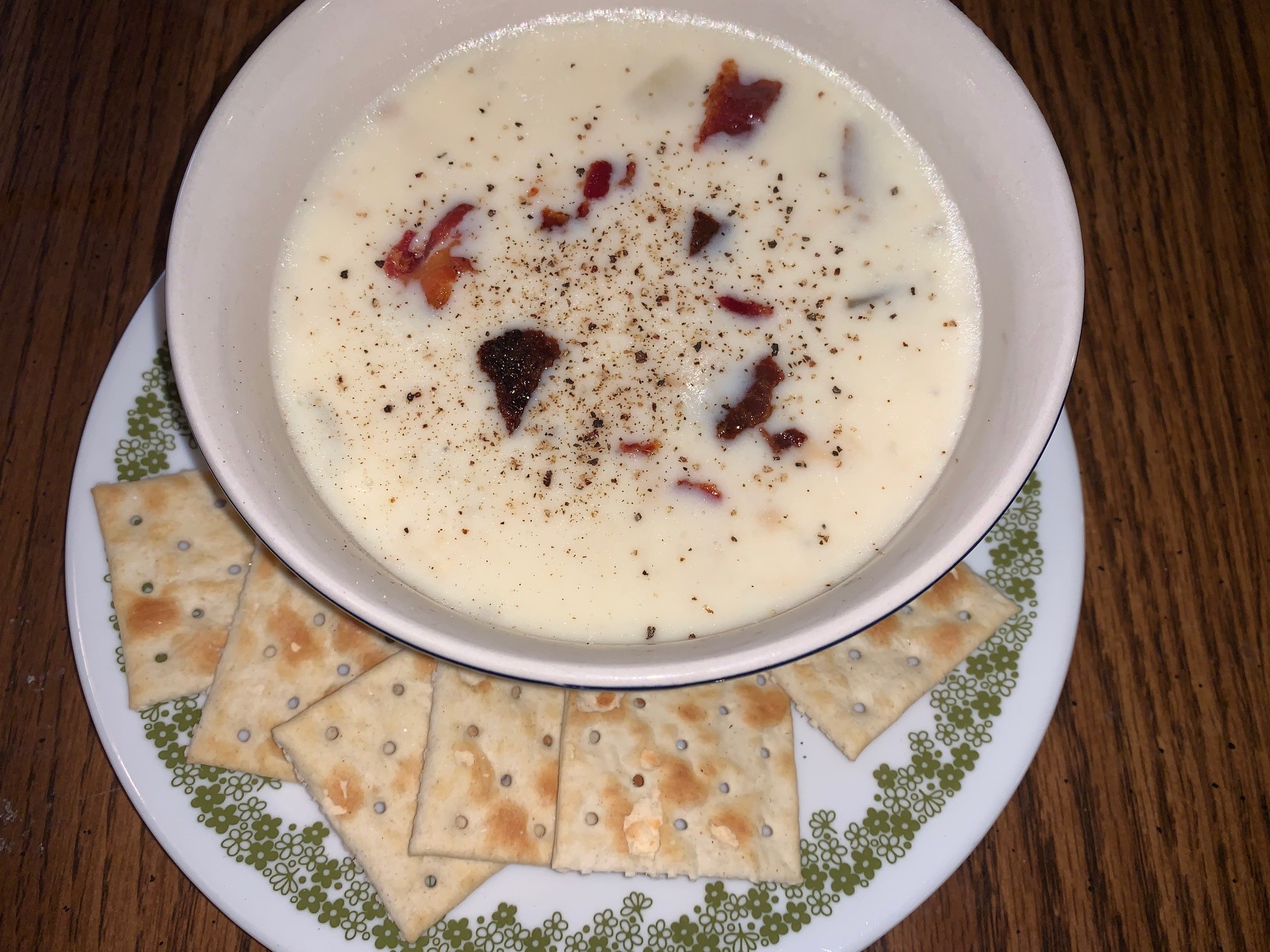 Large Batch Clam Chowder with a Can of Costco Clams