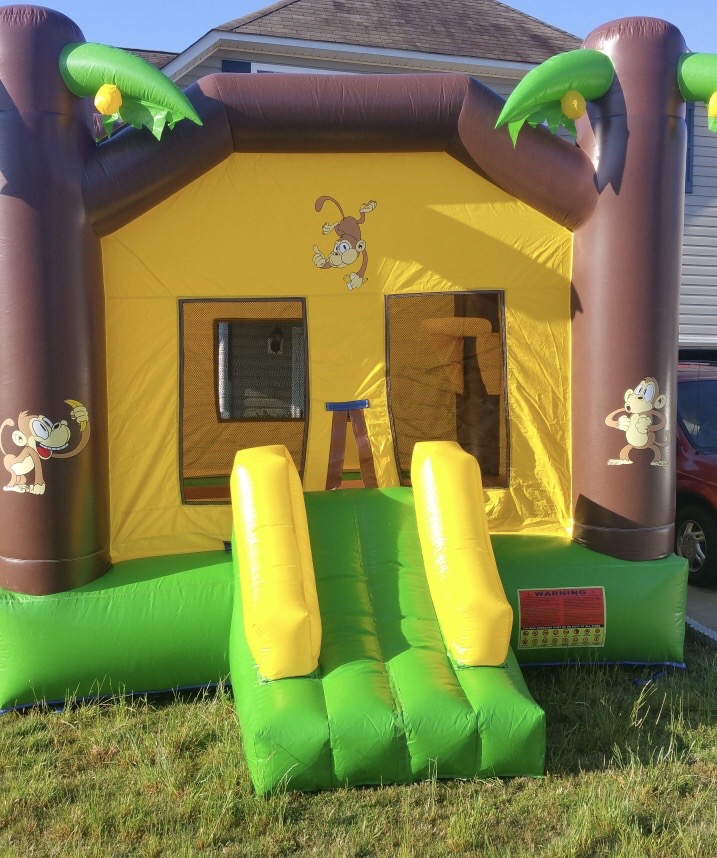 Rent Inflatables Magic by David