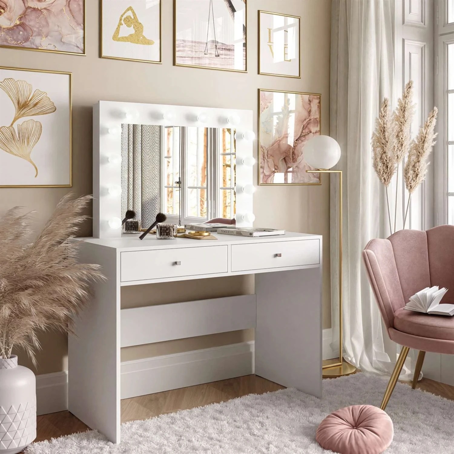 Monique Vanity Table With Hollywood Mirror Magic Decor