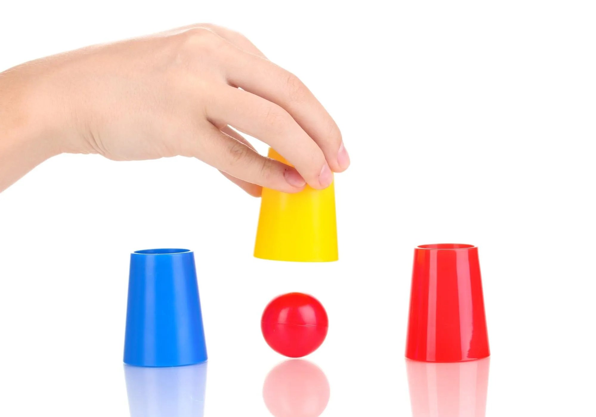 カップアンドボールに使う道具＆やり方を解説！世界最古のマジックを紹介 2024年10月 MAGICDOORマジックドア