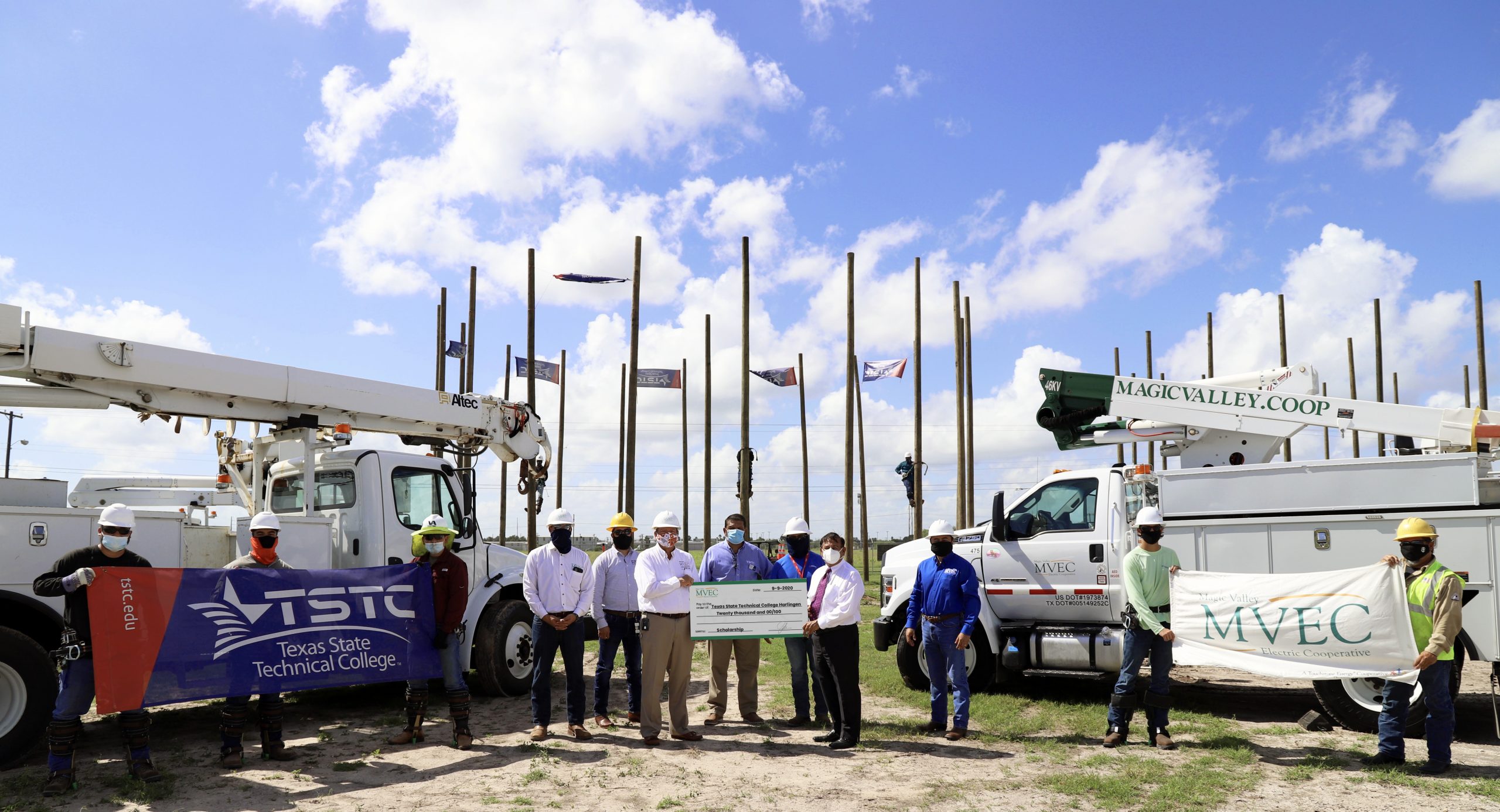 MVEC Changing Student Lives With a Contribution to TSTC Foundation