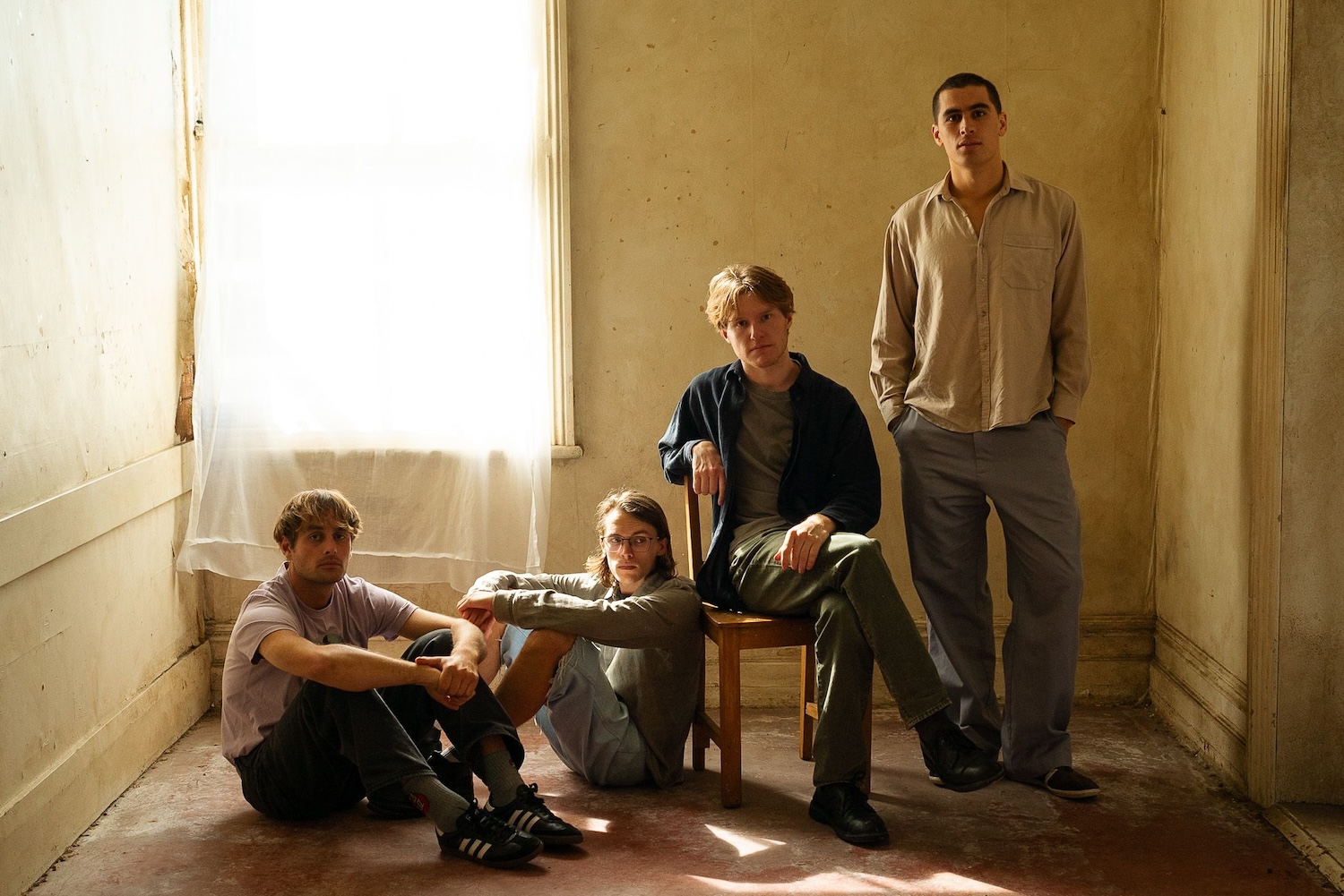 Exclusive Premiere Of Marlin's Dreaming's "Earnestly" Video