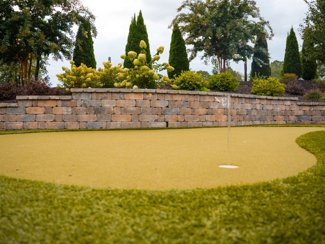 Backyard Putting Green Knoxville, TN Featured Project ⛳