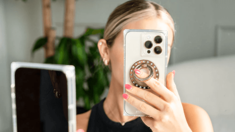 10 HighlyRated MagSafe Camera Grips for Taking Great Photos