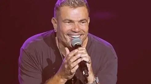 ما ديانة عمرو دياب