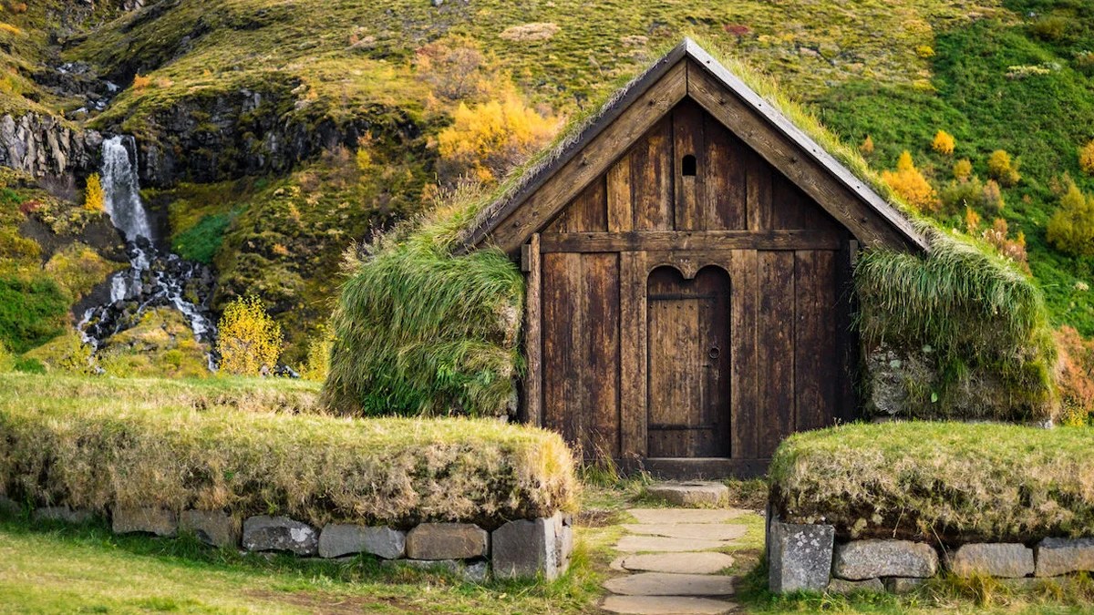 غيروا أعتابكم ترزقون