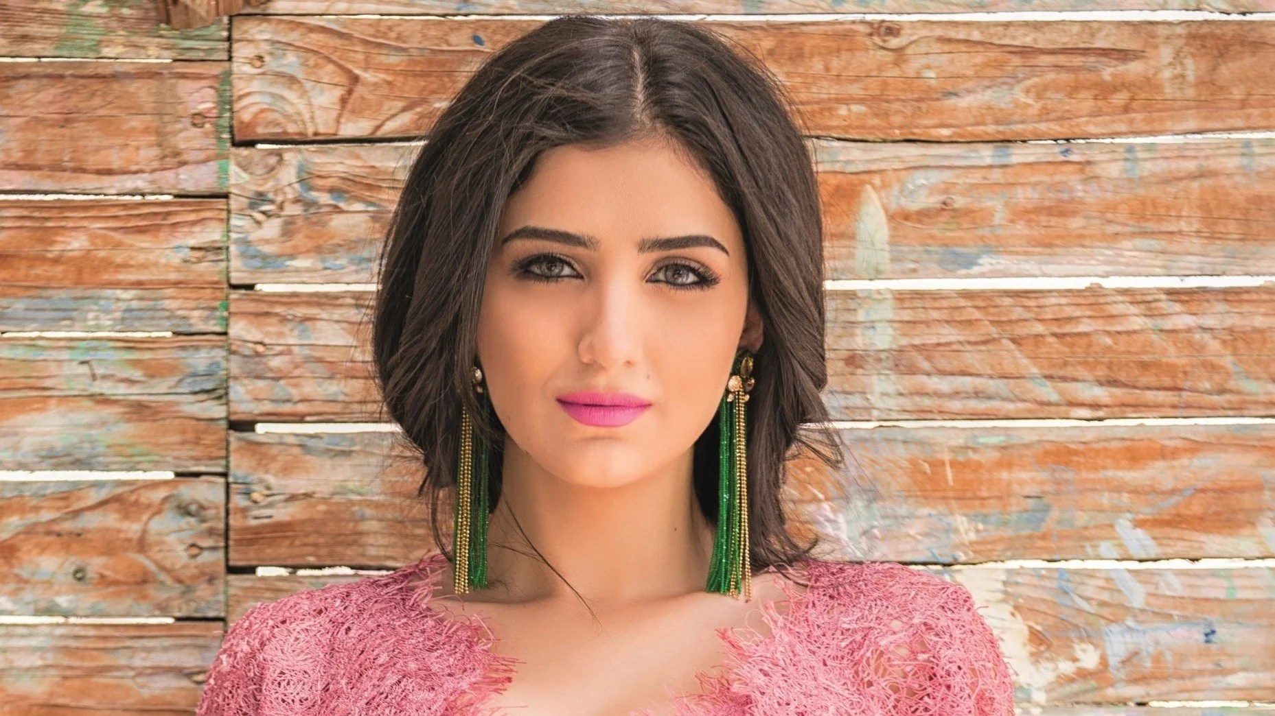 كم يبلغ عمر مي عمر