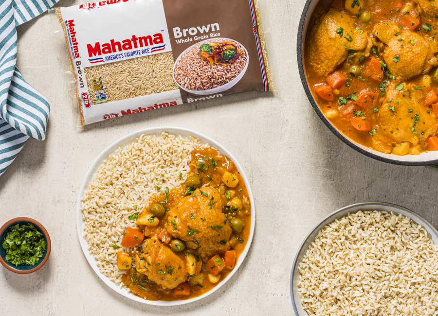 Pollo Guisado Recipe with Brown Rice (Chicken Stew) Mahatma® Rice
