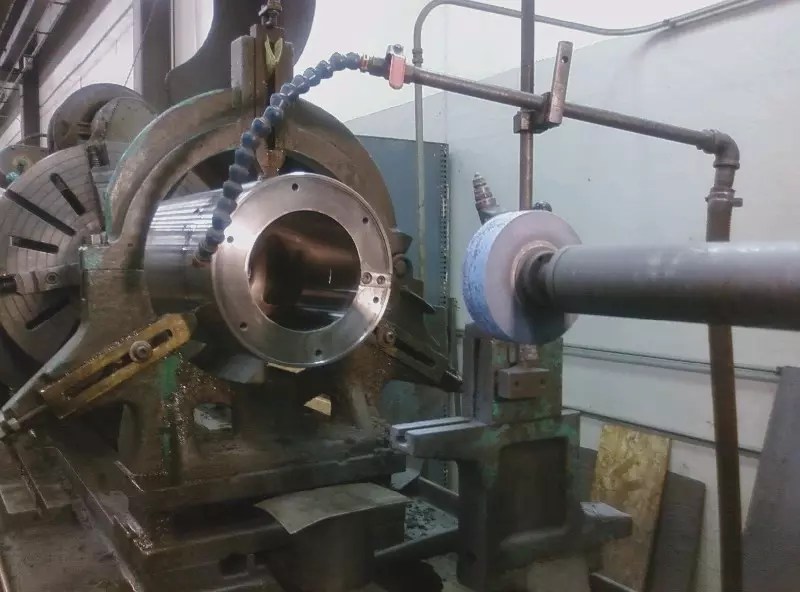 MahMachine Your onestop, qualitydriven machine shop.