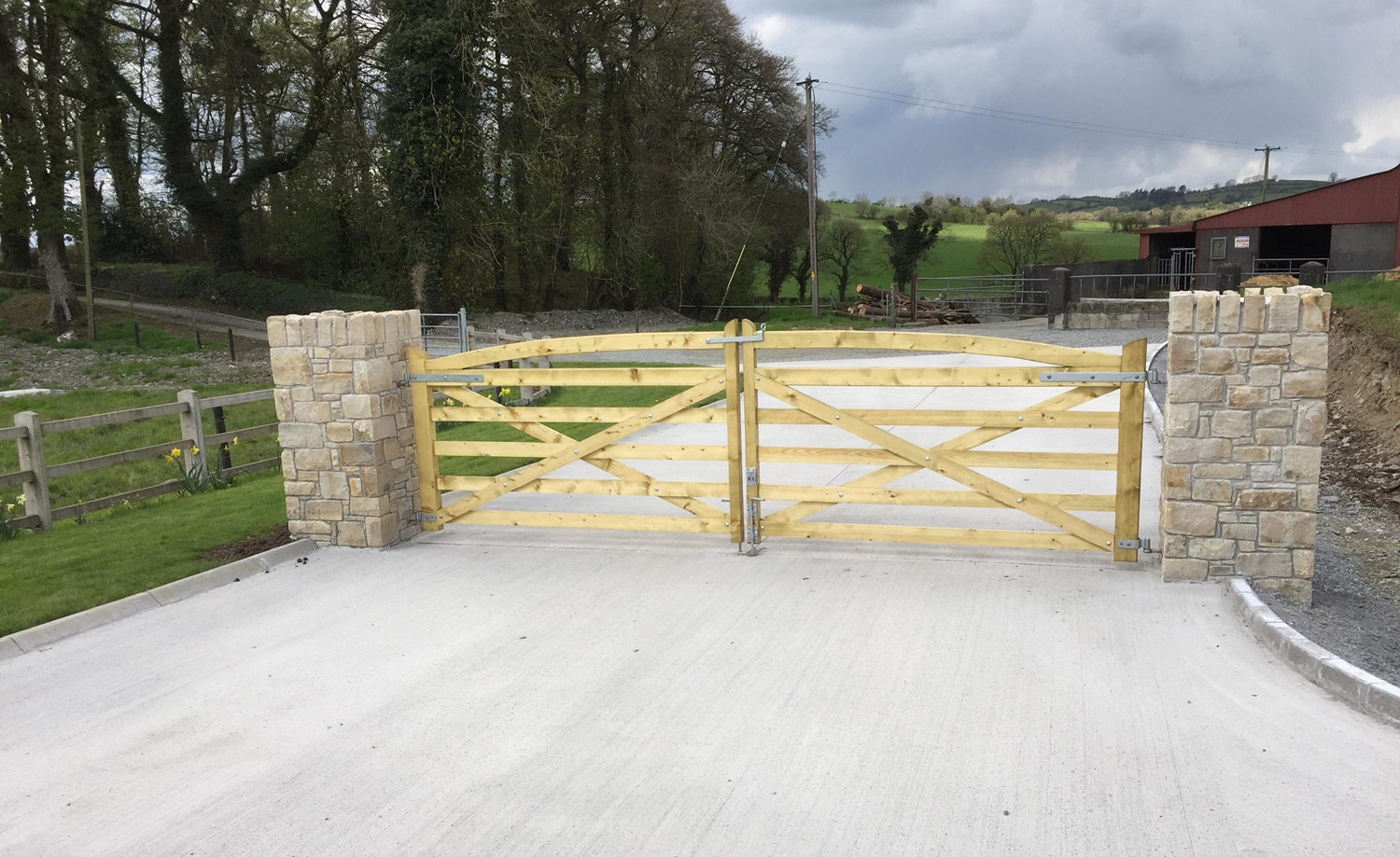 Wooden and Timber Gates by Mahood Sawmill Cavan for unique Wooden and