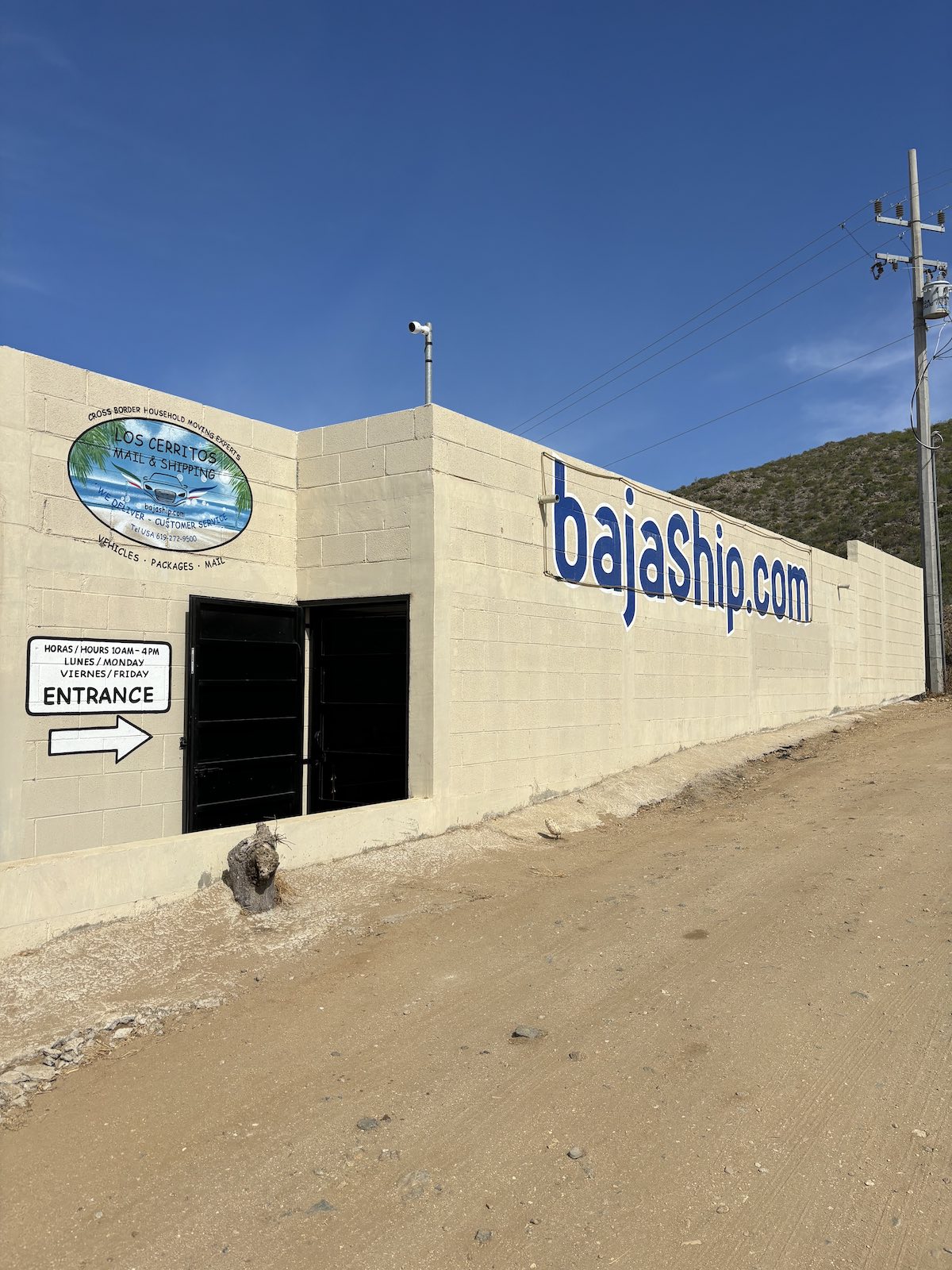 Los Cerritos Baja Mail & Shipping